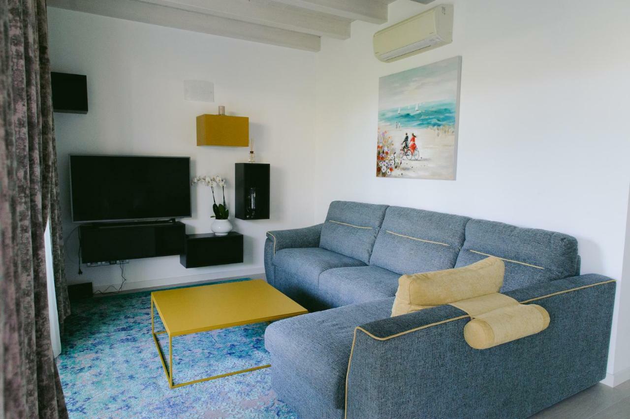 Sweet Dream Deluxe Apartment Sirmione Exteriör bild