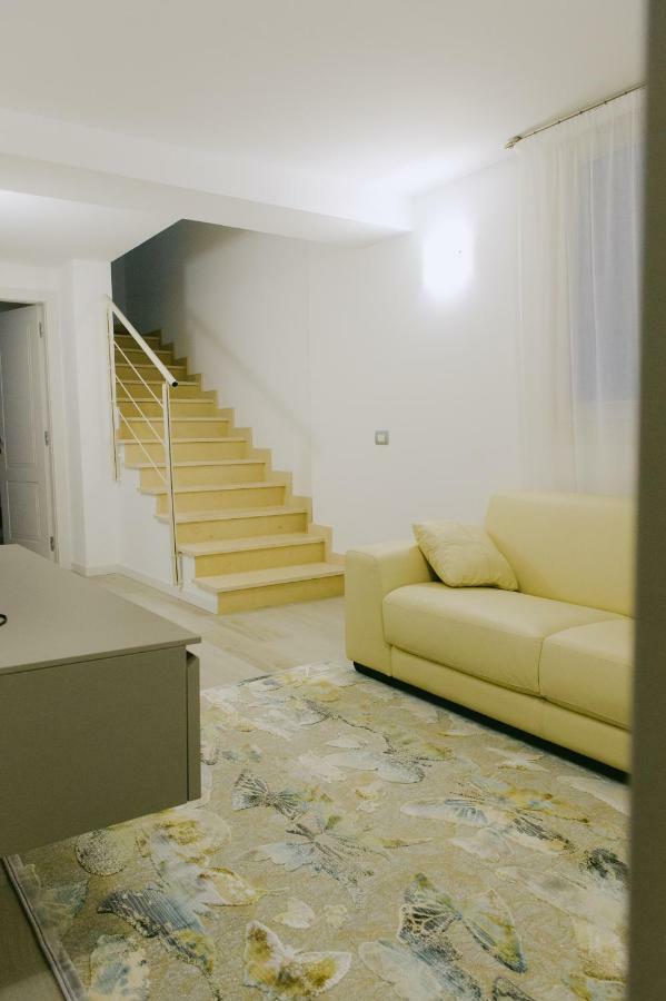 Sweet Dream Deluxe Apartment Sirmione Exteriör bild